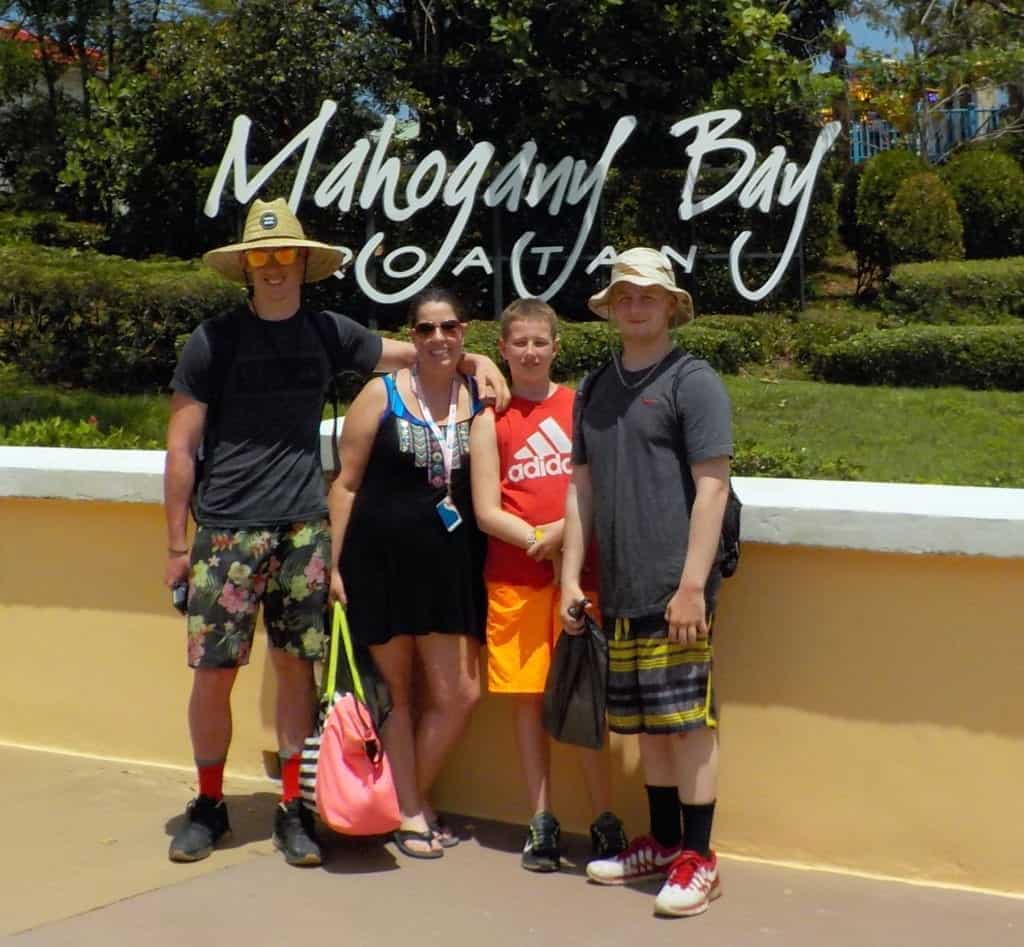 Spend one day in Roatan