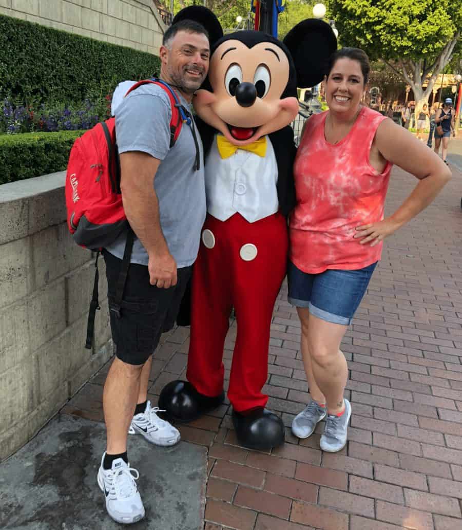 Essential Oil Blends that smell like a Disney Vacation 2 Disney Smells Essential Oils