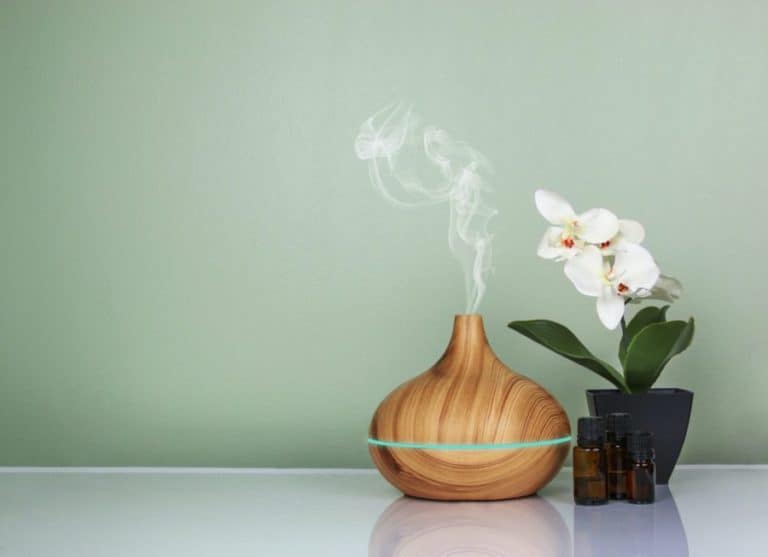 Aromatherapy with Essential Oils