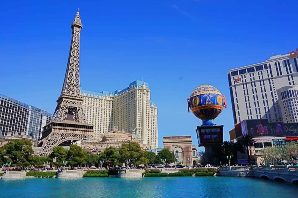 The Best Weekend Girls Getaways in the US 7 LAs Vegas Strip