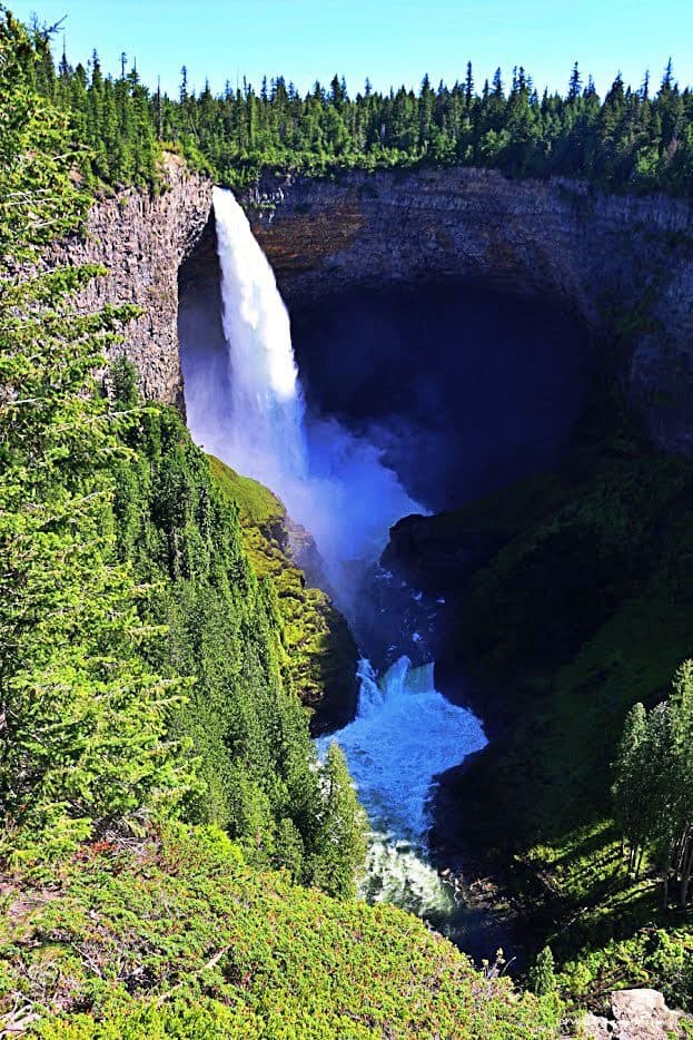Helmcken Falls- PNW bucket list