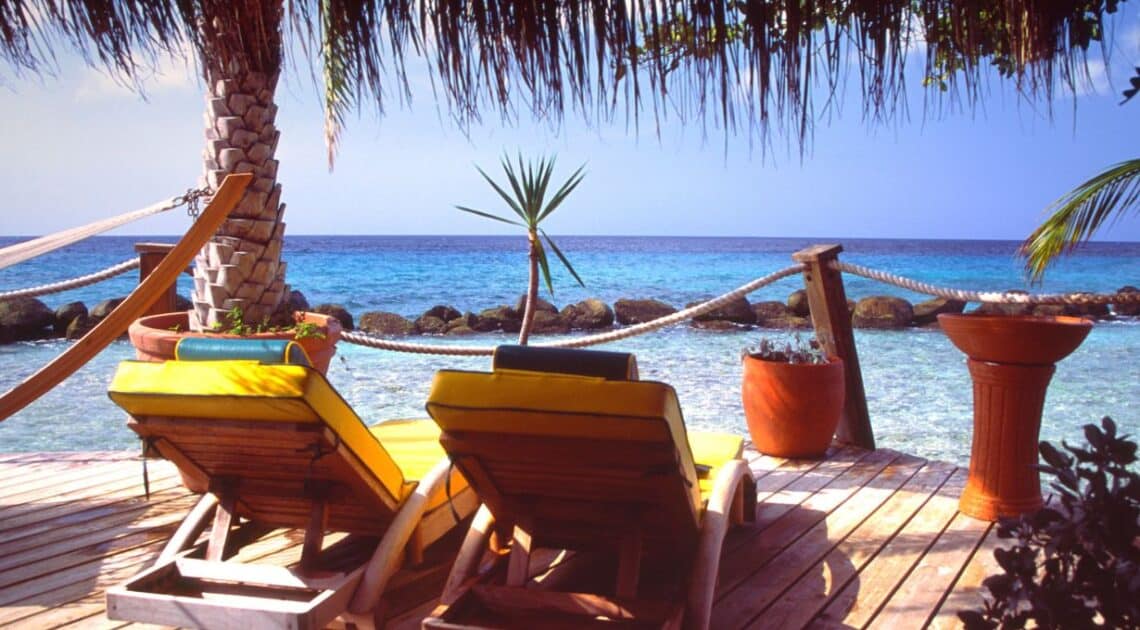 Aruba vs The Bahamas