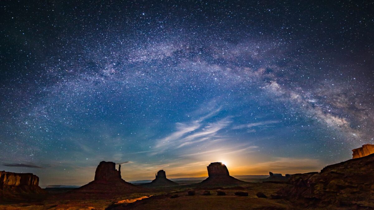 Are Aliens Among Us? Visit These US Places with the Most UFO Sightings! 10 sunrise over a beautiful starscape in the desert