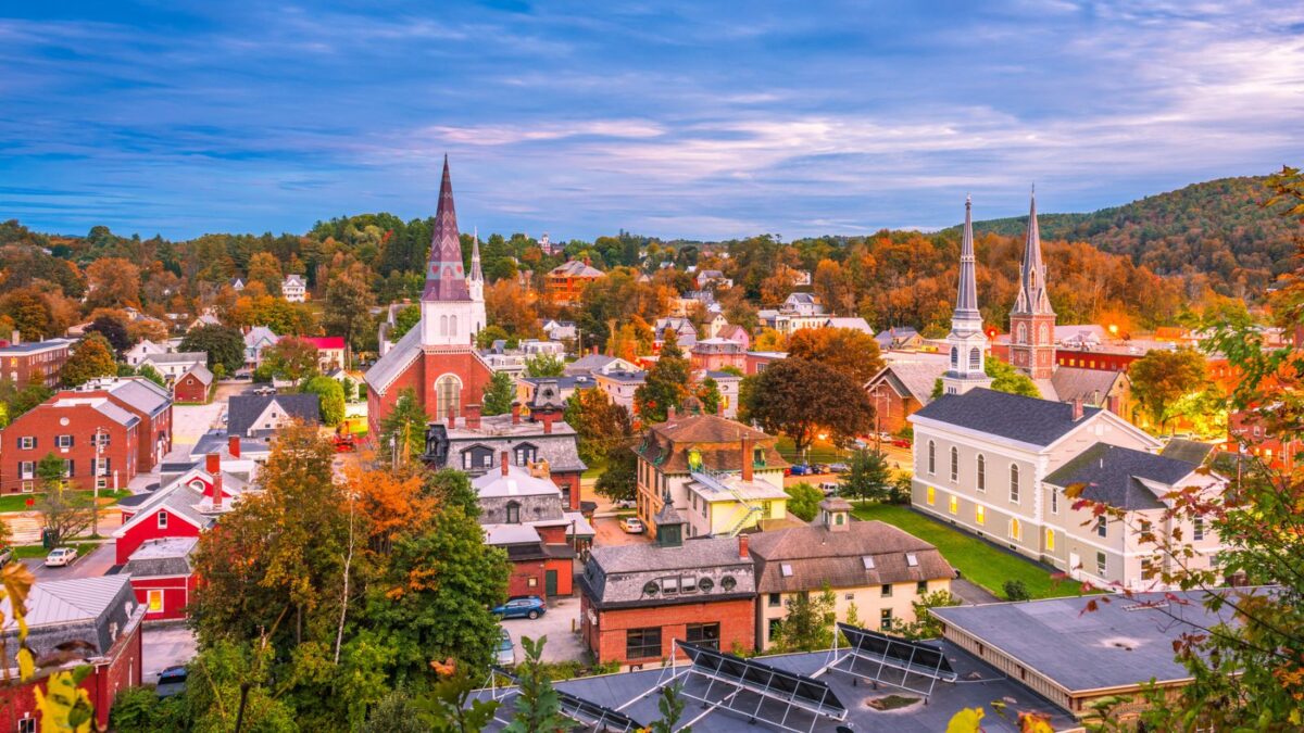 Are Aliens Among Us? Visit These US Places with the Most UFO Sightings! 11 old church and town center in vermont