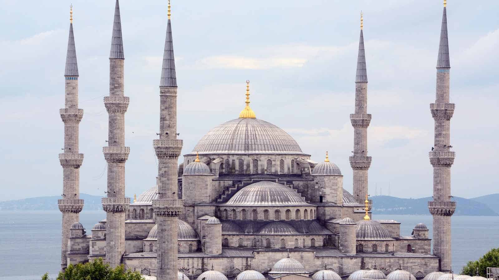 The 13 Friendliest Cities in the World (and How Much They Cost to Visit) 2 Friendliest Cities in the World (and How Much They Cost to Visit)