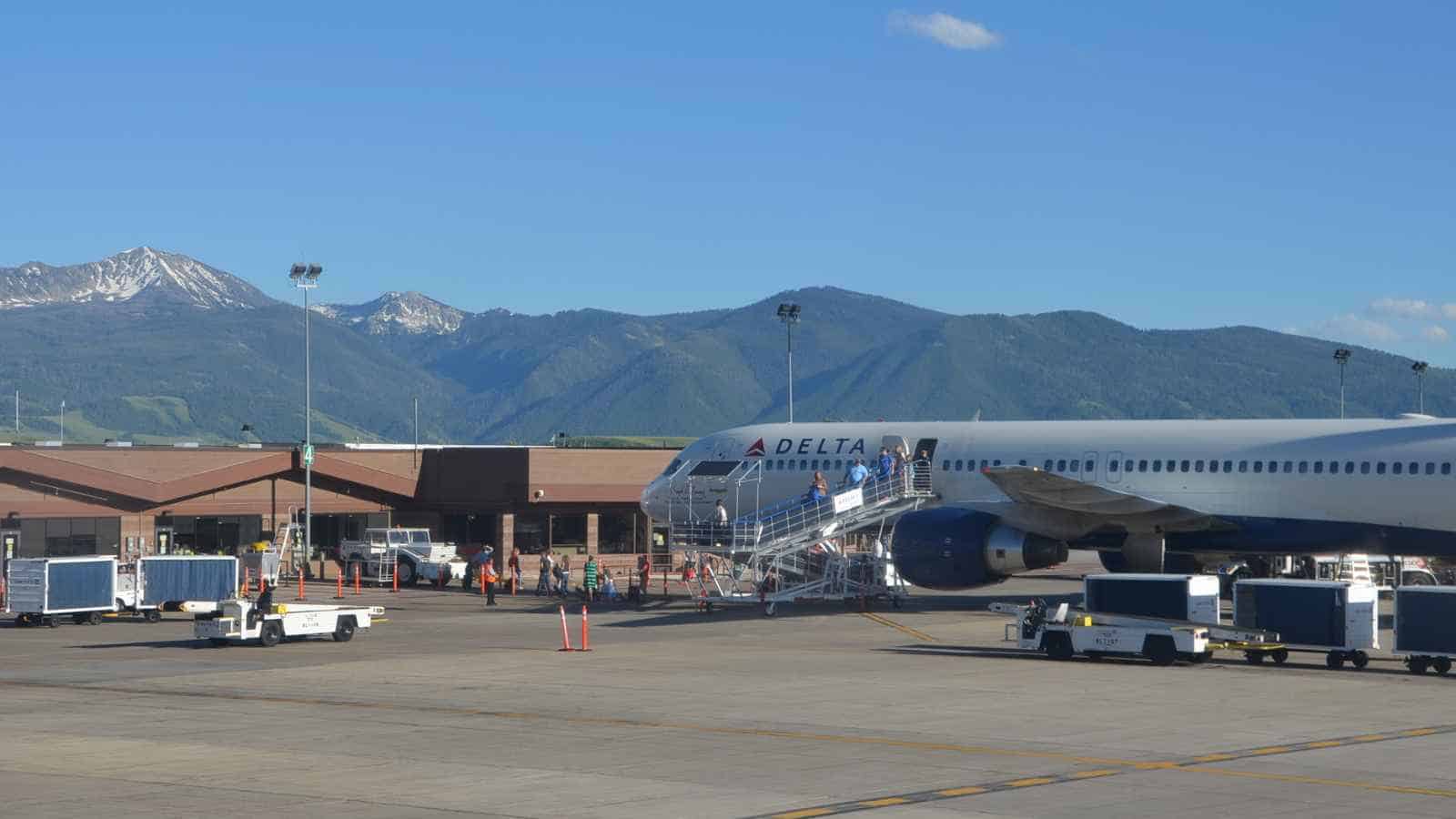 15 Best Tiny Airports in The United States That Prove Size Doesn't Matter 7 Best Tiny Airports in The United States That Prove Size Doesn't Matter