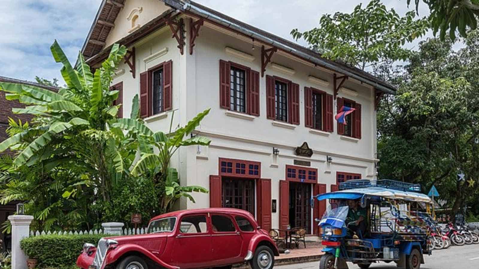 The 13 Friendliest Cities in the World (and How Much They Cost to Visit) 8 Friendliest Cities in the World (and How Much They Cost to Visit)