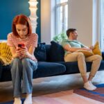 20 Relationship Red Flags You Shouldn’t Overlook!