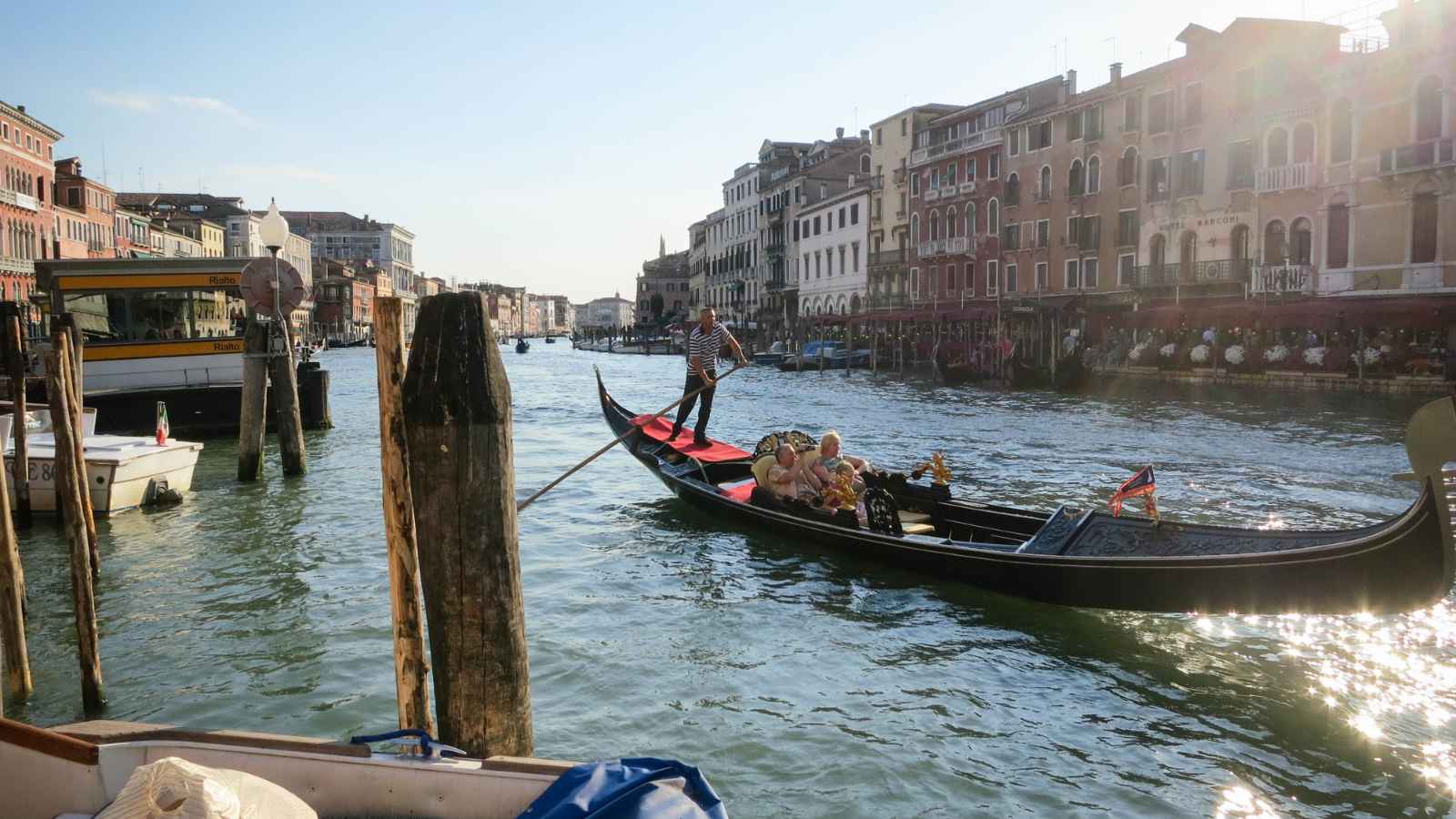 10 Worst Tourist Traps in the World According to the Internet 13 10 Worst Tourist Traps in the World According to the Internet