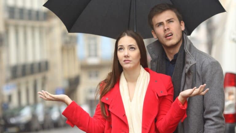 16 Travel Etiquette Mistakes Commonly Made Abroad
